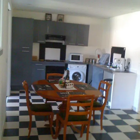 Maison T3 500m De La Feriehus *